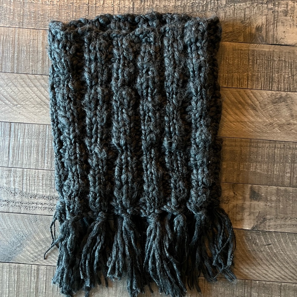 Pullover winter scarf